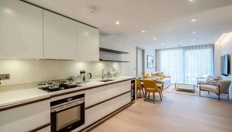 2 bed property in Edgeware Road, London